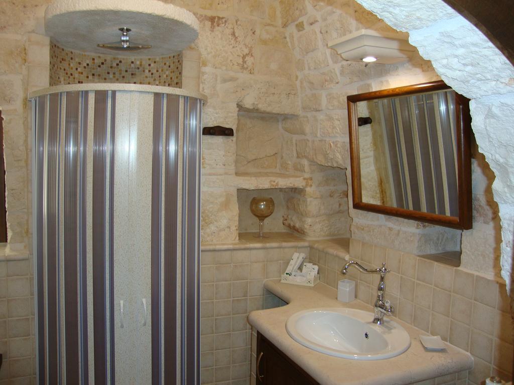 Bed and Breakfast Trulli Isago Locorotondo Exterior foto