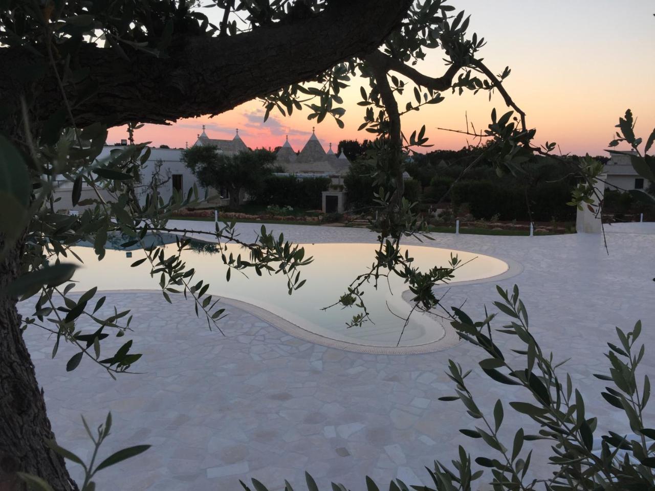 Bed and Breakfast Trulli Isago Locorotondo Exterior foto